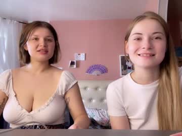 couple Best Hot Camgirls with angry_girl