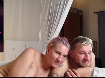 couple Best Hot Camgirls with honeyfuckboy