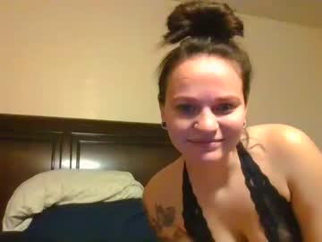 couple Best Hot Camgirls with couple_tatted
